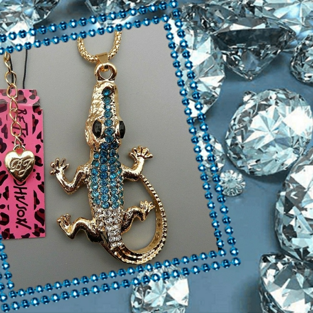 Betsey Johnson Gold and Blue Lizard/Gator pendant/charm
